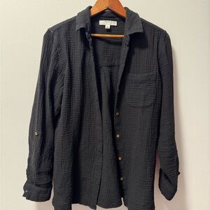 Lot of Two Oversized Soft Textured Button Up Shirts Women’s XS Black Blue Layer